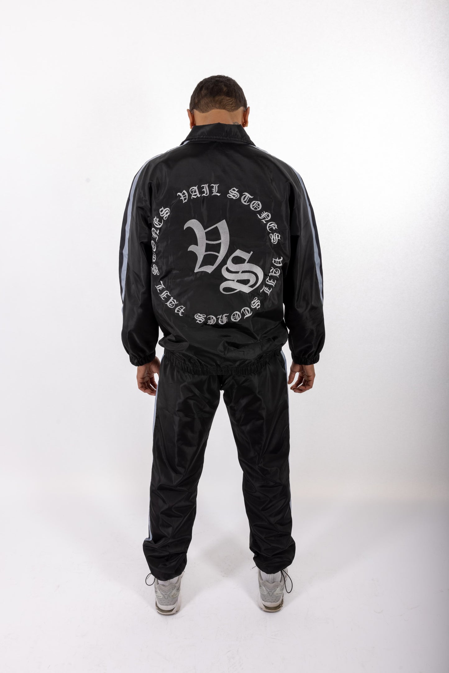 Vail Stones X Street Friends Windbreaker Set